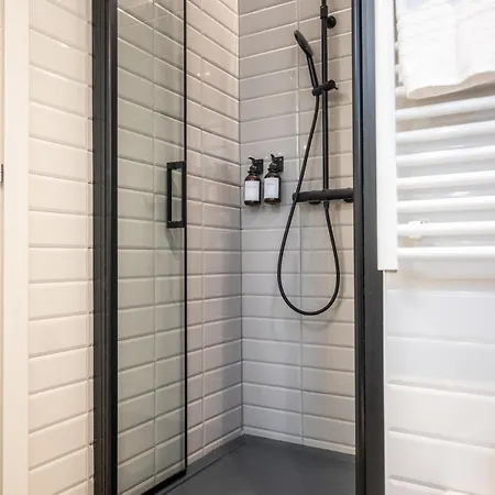 Lotto30 - Notes Of History In Garbatella Roma