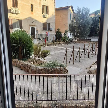 Apartamento Lotto30 - Notes Of History In Garbatella *